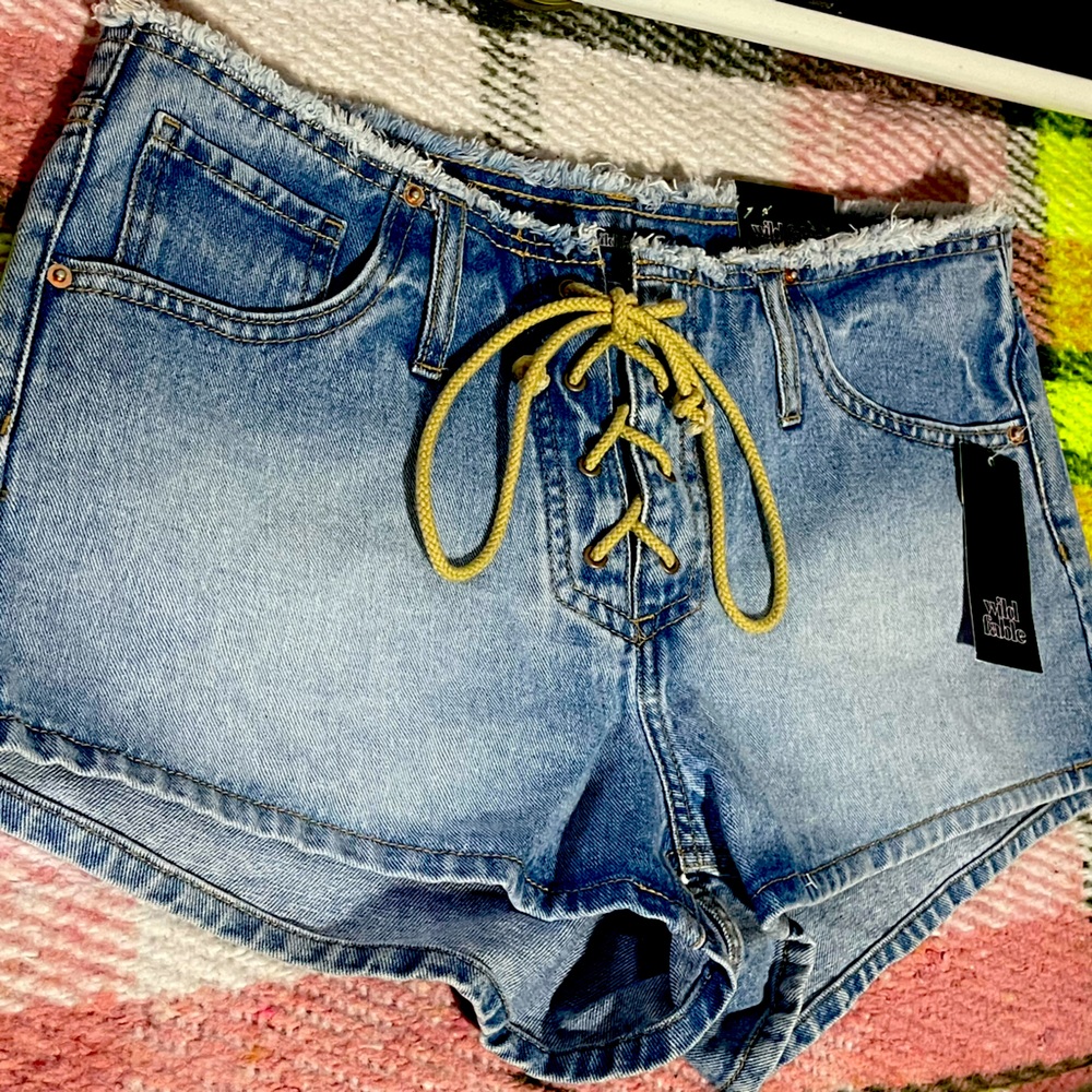 Wild fable daisy dukes shor shorts !!!